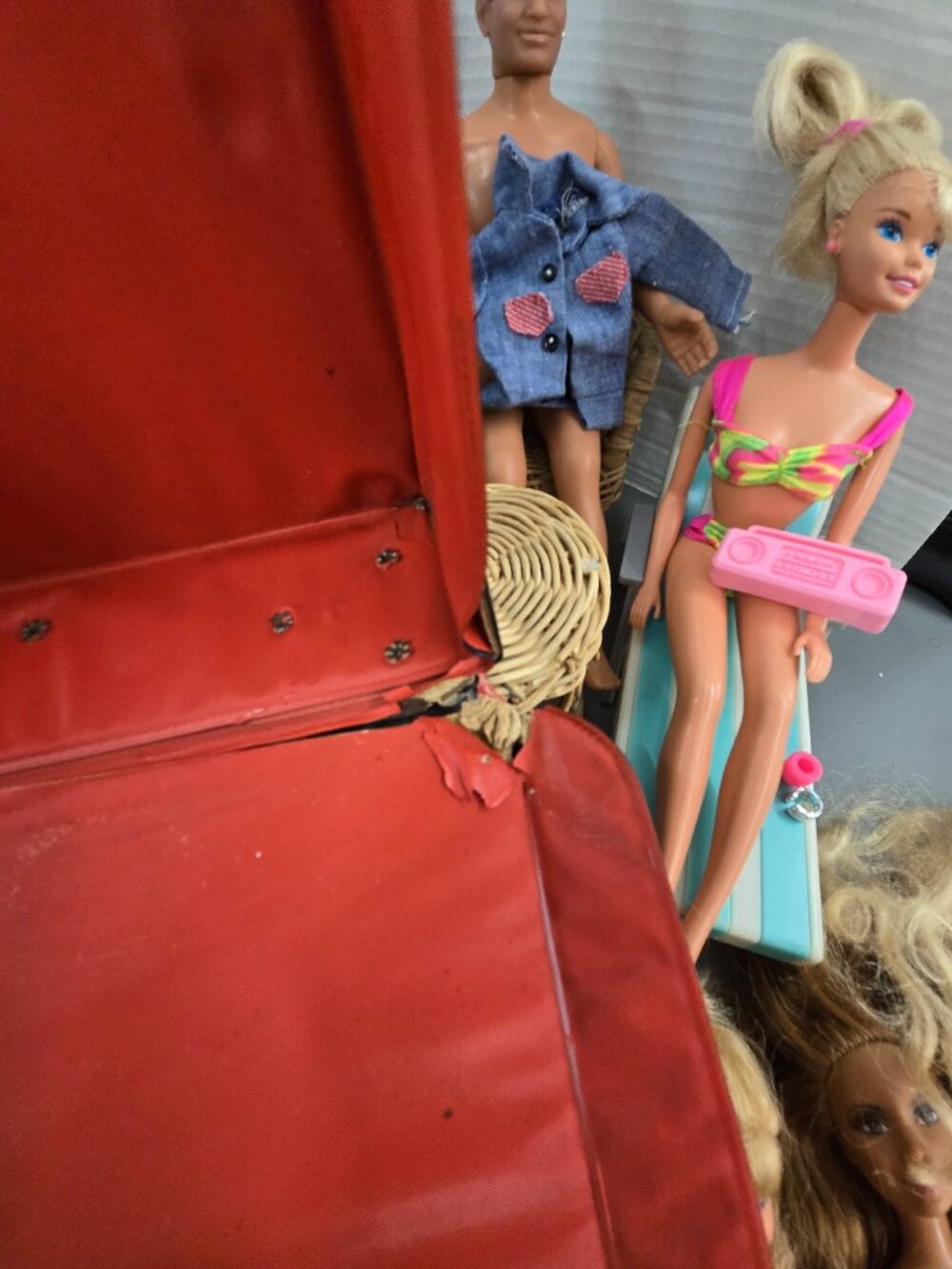 1963 Barbie Doll Case Vintage Wicker set Mixed Dolls Clothes Lot AS IS - Picture 13 of 16
